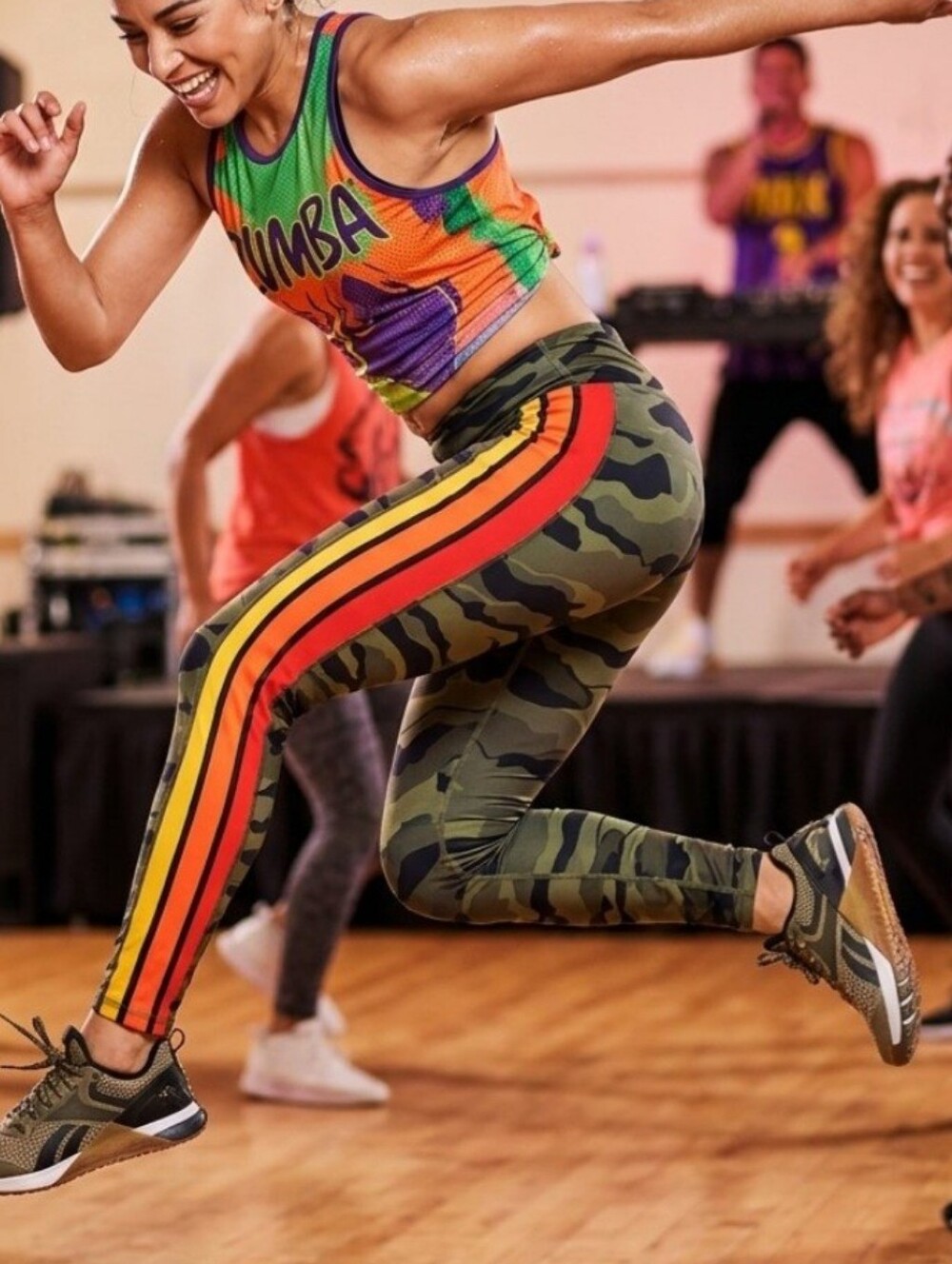 Zumba Wear Leggings Explore High Waisted Ankle Length Olive Camo Print M NWT